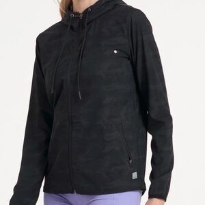 Vuori Outdoor Trainer Shell hooded jacket black camo